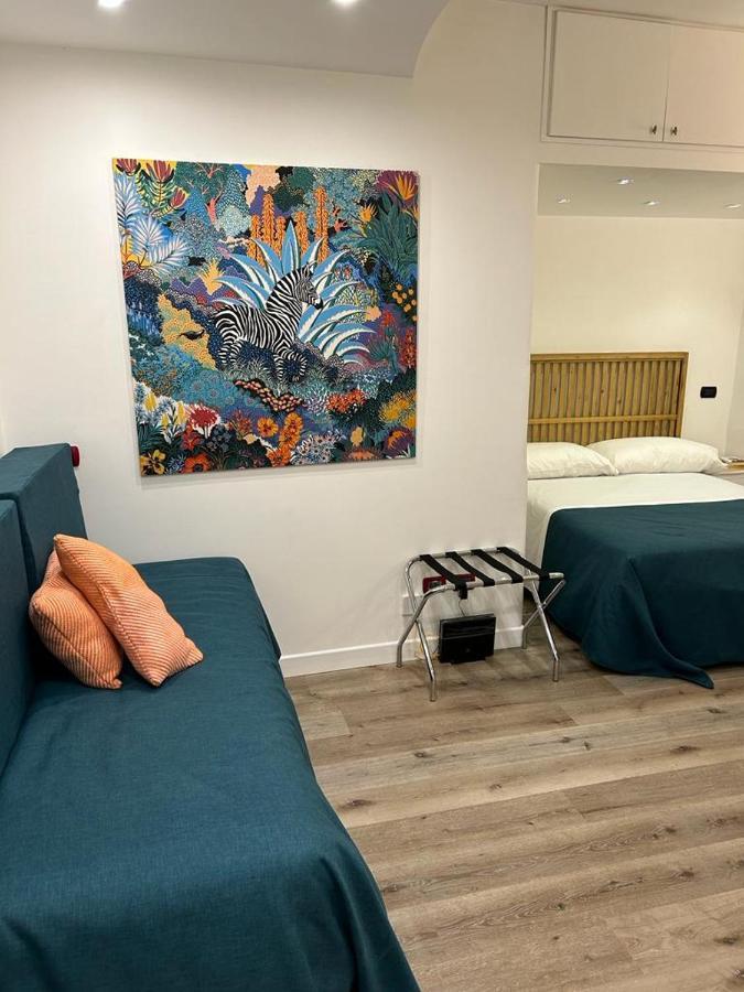 Mh Design Hotel Napoli Esterno foto