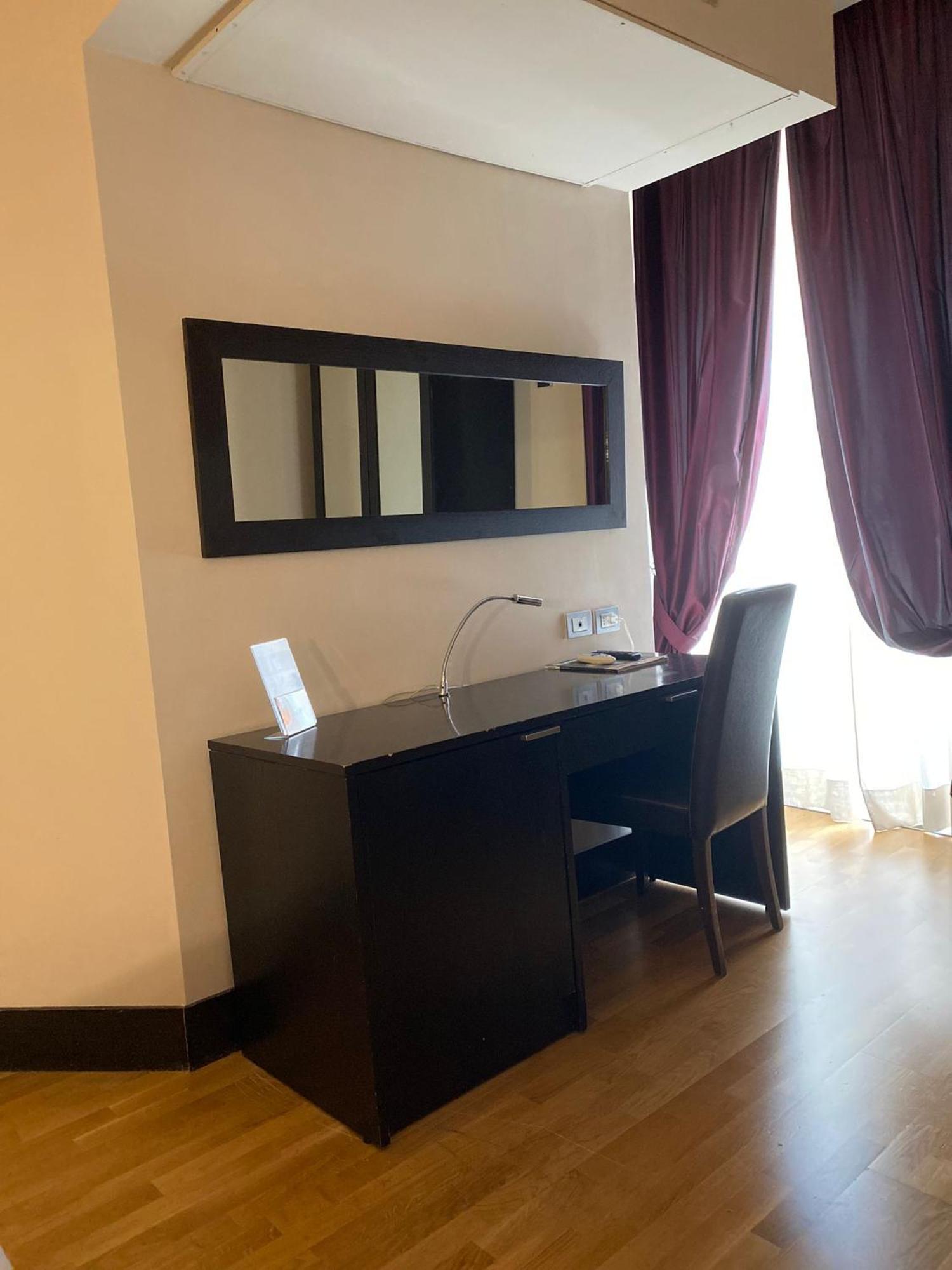Mh Design Hotel Napoli Esterno foto