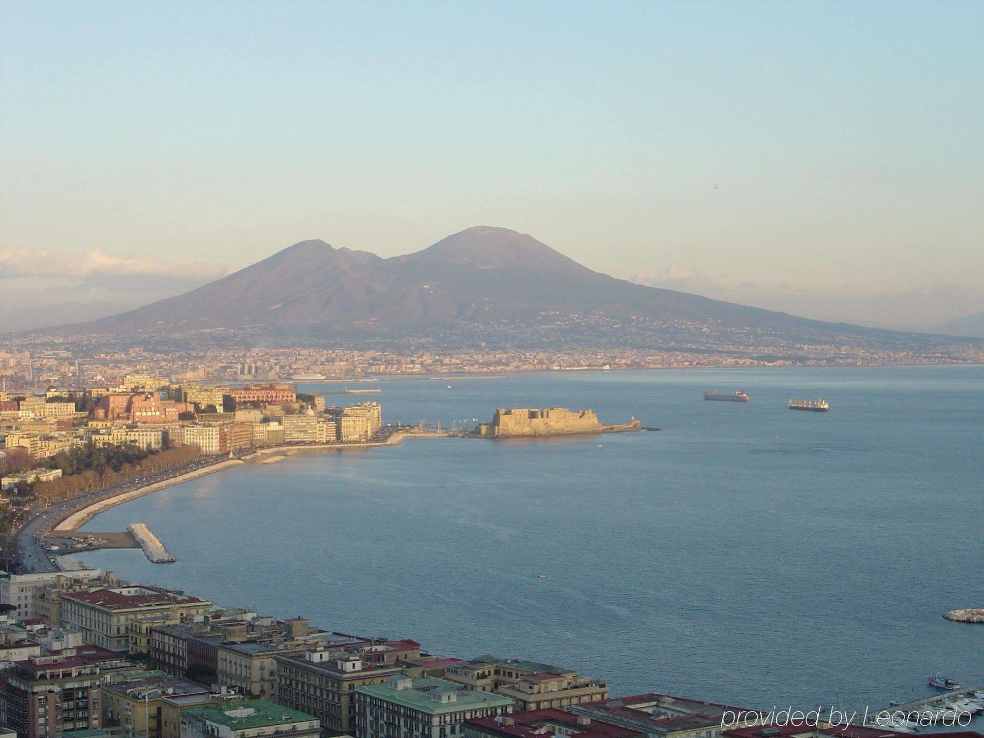 Mh Design Hotel Napoli Esterno foto